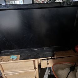 Great  50 Inch  I Love This Tv Yes It Works 