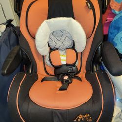 Safety First Alpha Omega Elite Car Seat Convertible