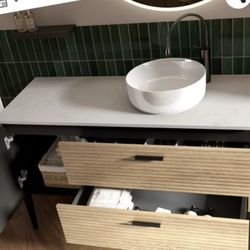 Countertop W/Pre-drilled Sink Holes (Brand New)