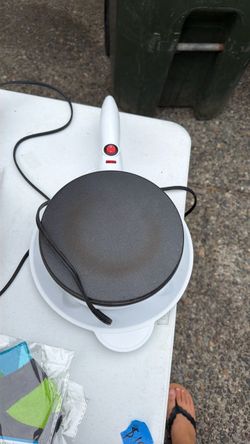 Electric Crepe Maker with Non-Stick Plate
