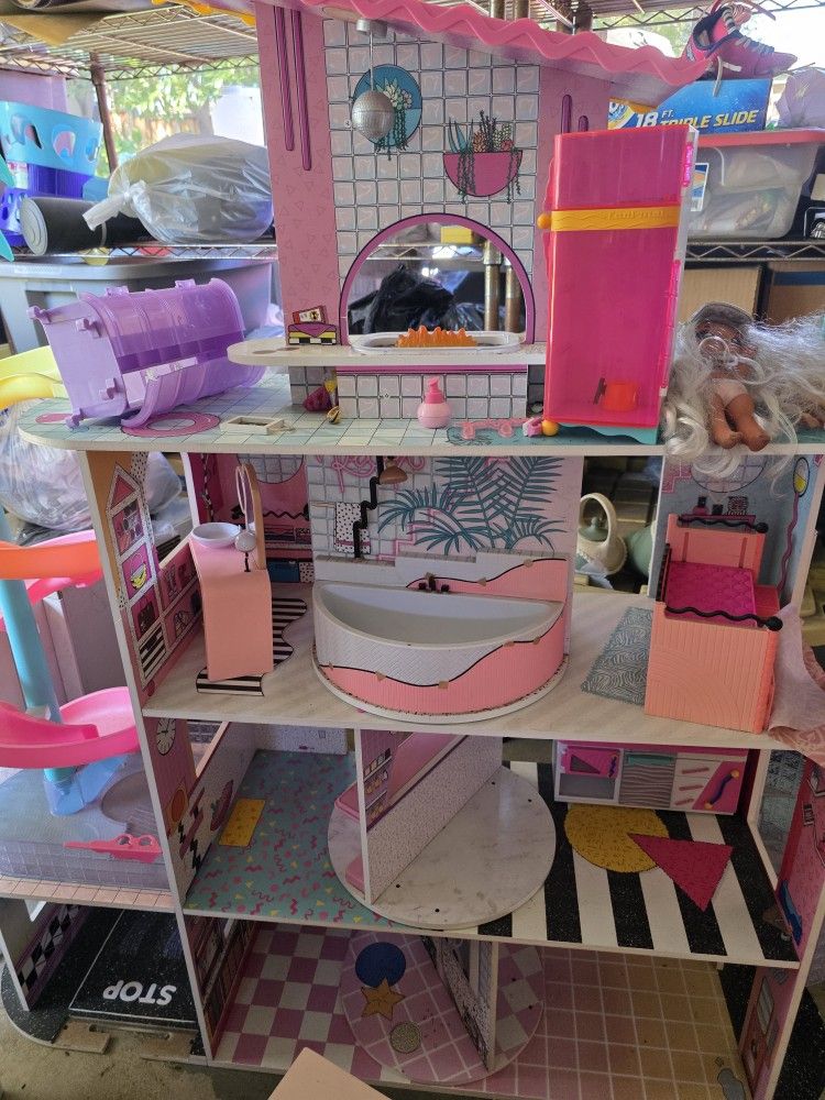 Lol Doll House