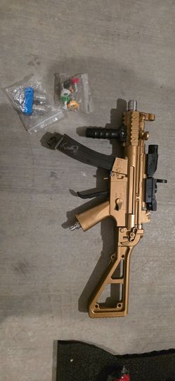 Pressure washer gun