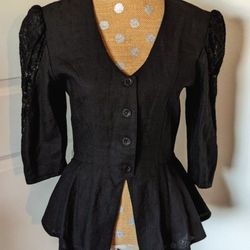 SISHI SOLID BLACK VINTAGE 80s SISHI ZUM ZUM BLACK JACKET/SHIRT PEPLUM 
LACE BACK FITTED LOW LACE BACK 
SIZE 10.
EXTREMELY RARE ONE OF A KIND