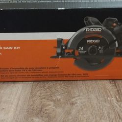 RIDGID 18V Brushless 7-1/4 in. Rear Handle Circular Saw w/ 8.0 Ah MAX Output Battery,& Rapid Charger