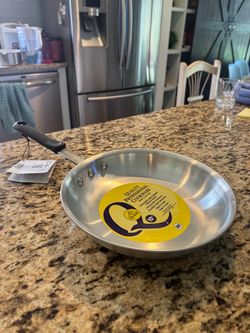 Qualite 10-Inch Professional Aluminum Fry Pan