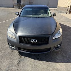 2013 Infiniti M37
