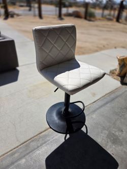 Tall chair