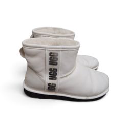 UGG Classic Leather Mini Boots – White / Cream (Women's Size 8)