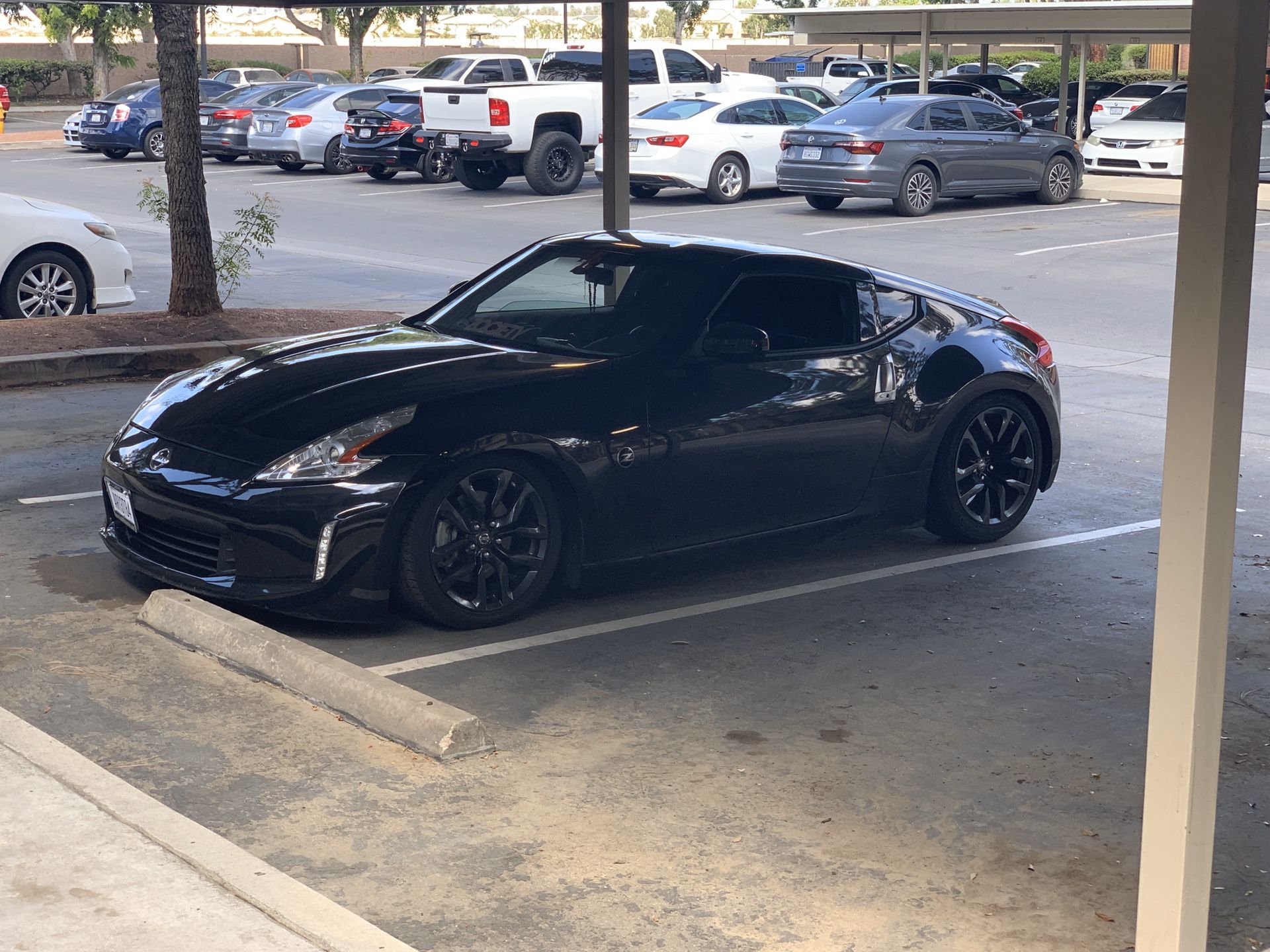 370z 18 inch wheels for Sale in Ontario, CA - OfferUp