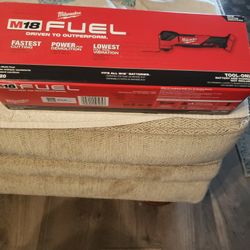 Milwaukee M18 Multi Tool 