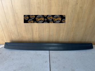 2016 2017 2018 2019 2020 2021 2022 2023 Toyota Tacoma Tailgate Top Plastic