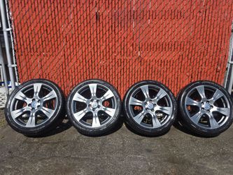 Rines con llantas nuevas toyota
