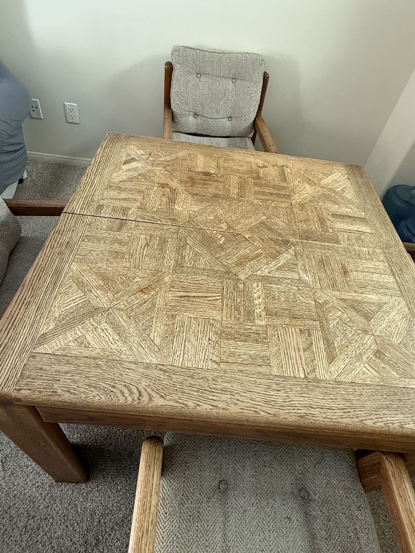 Dinning Table