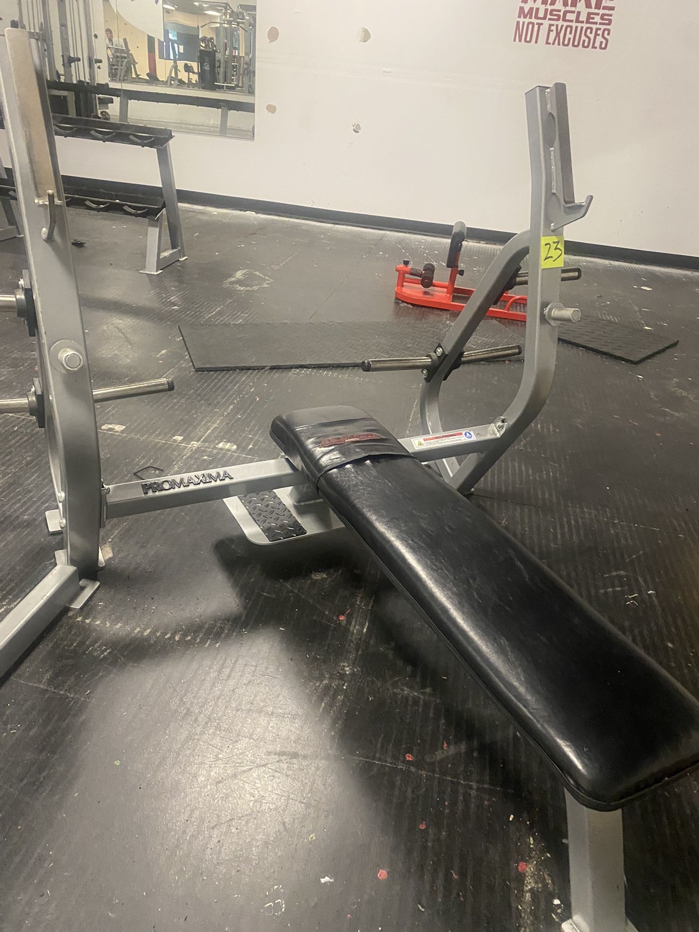 Promaxima Commercial Olympic Flat Bench Press