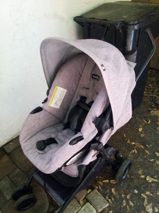 Evenflo Baby Stroller+Car Seat In One