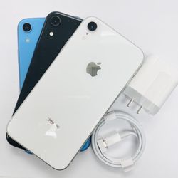 iPhone XR 64gb | Unlocked | Store Warranty | Comes with cable and charger  | Each 
