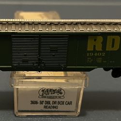 Atlas N Scale 50’ DD Box Car - Reading