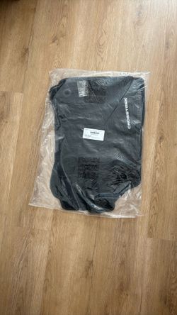 Subaru Crosstrek 2024 Carpeted Floor Mats Set 