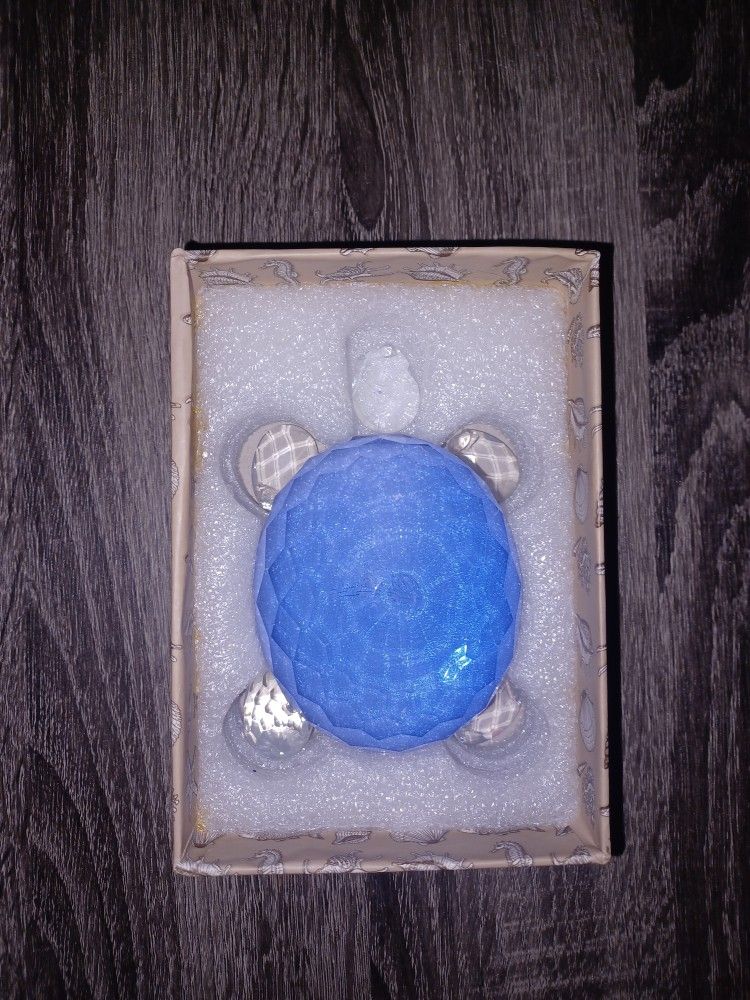 Oleg Cassini Crystal Turtle Paperweight 