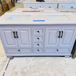 60 in. W x 22 in. D in Gray Double Bath Vanity with Marble Top in White $799 