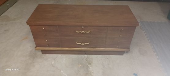 Lane aroma tite mcm cedar chest trunk 44x17x19 $300obo