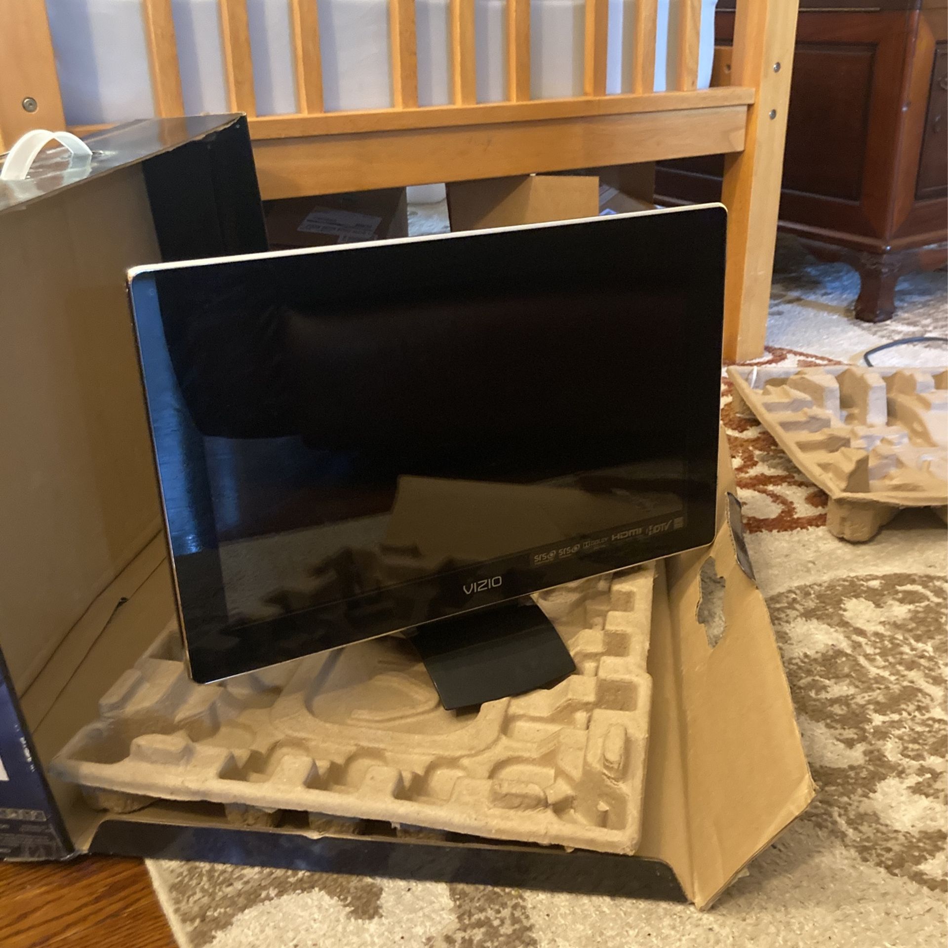 Vizio 19 inch LCD LED HDTV