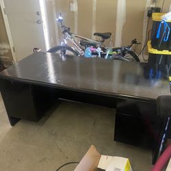 Solid Wood Office/Computer Desk 