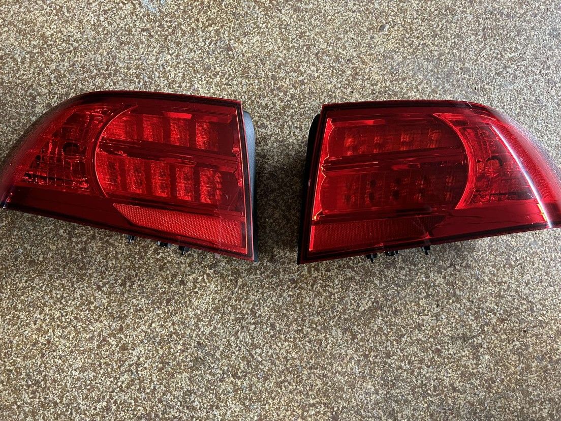 2004-2008 Acura TL OEM Tail Lights, Side Markers