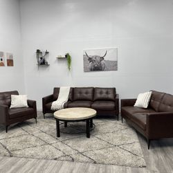 Abbyson’s Leather Sectional Couch Set