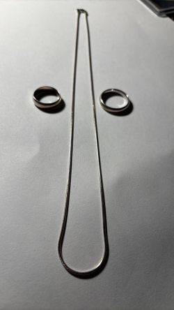 Sterling silver chain and rings.3 pcs
