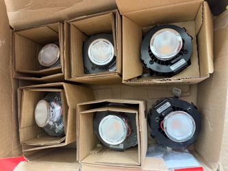 6 brand new 3” Lutron high end recess lights
