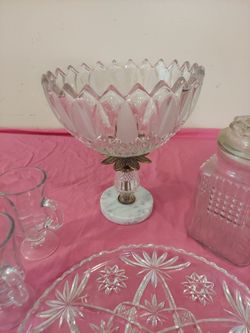 glass fruit bowl