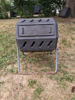 Dual Chamber Compost Tumbler