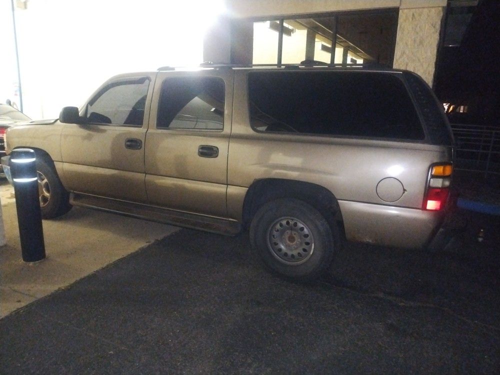 2003 Chevrolet Suburban