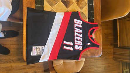 Arvydas Sajonia Blazers jersey