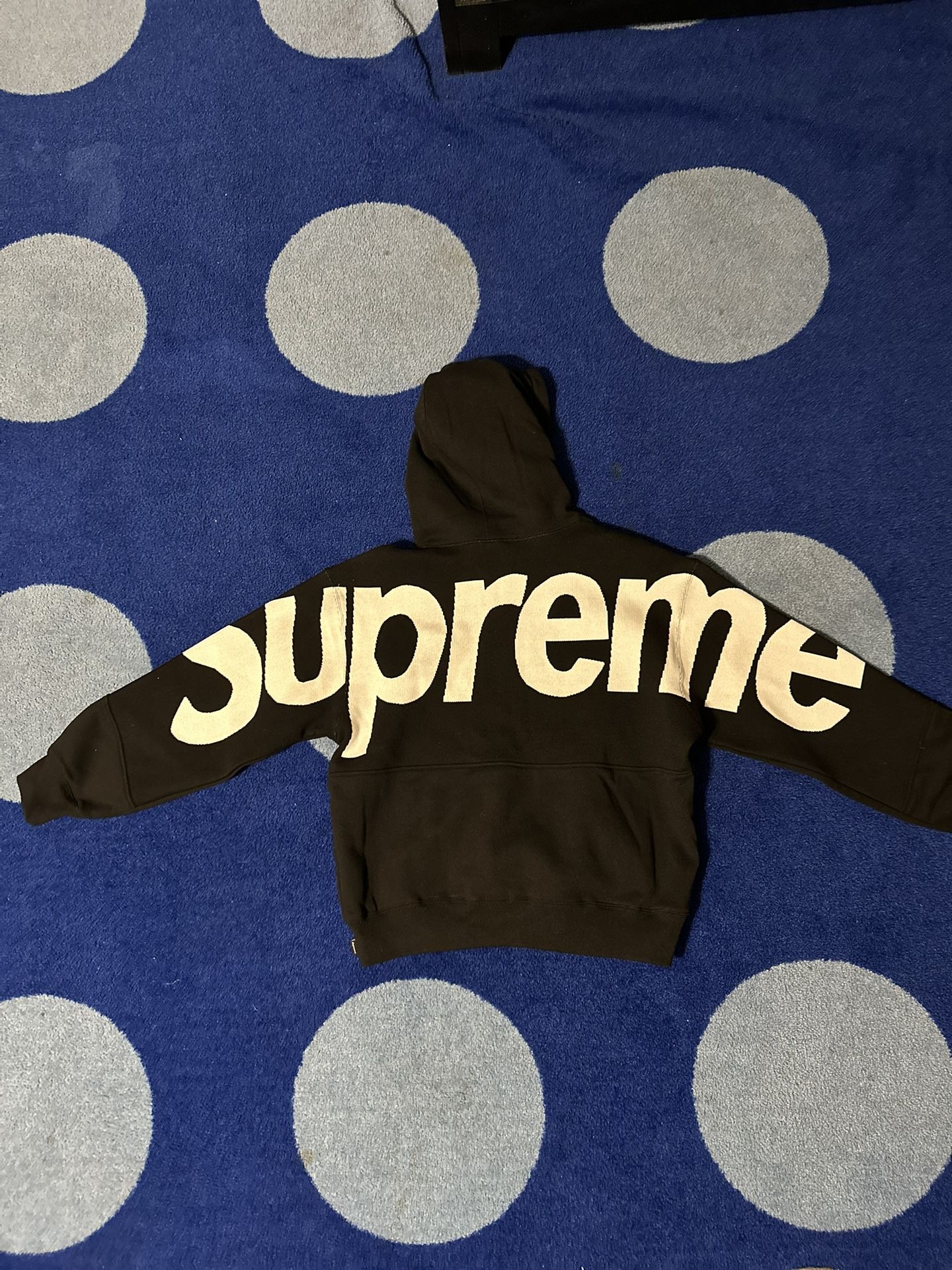 Supreme hoodie