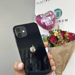 iPhone 12, Unlocked, 64 Gb, 80% Bh, Don’t Work Face ID- Ear Speaker $150