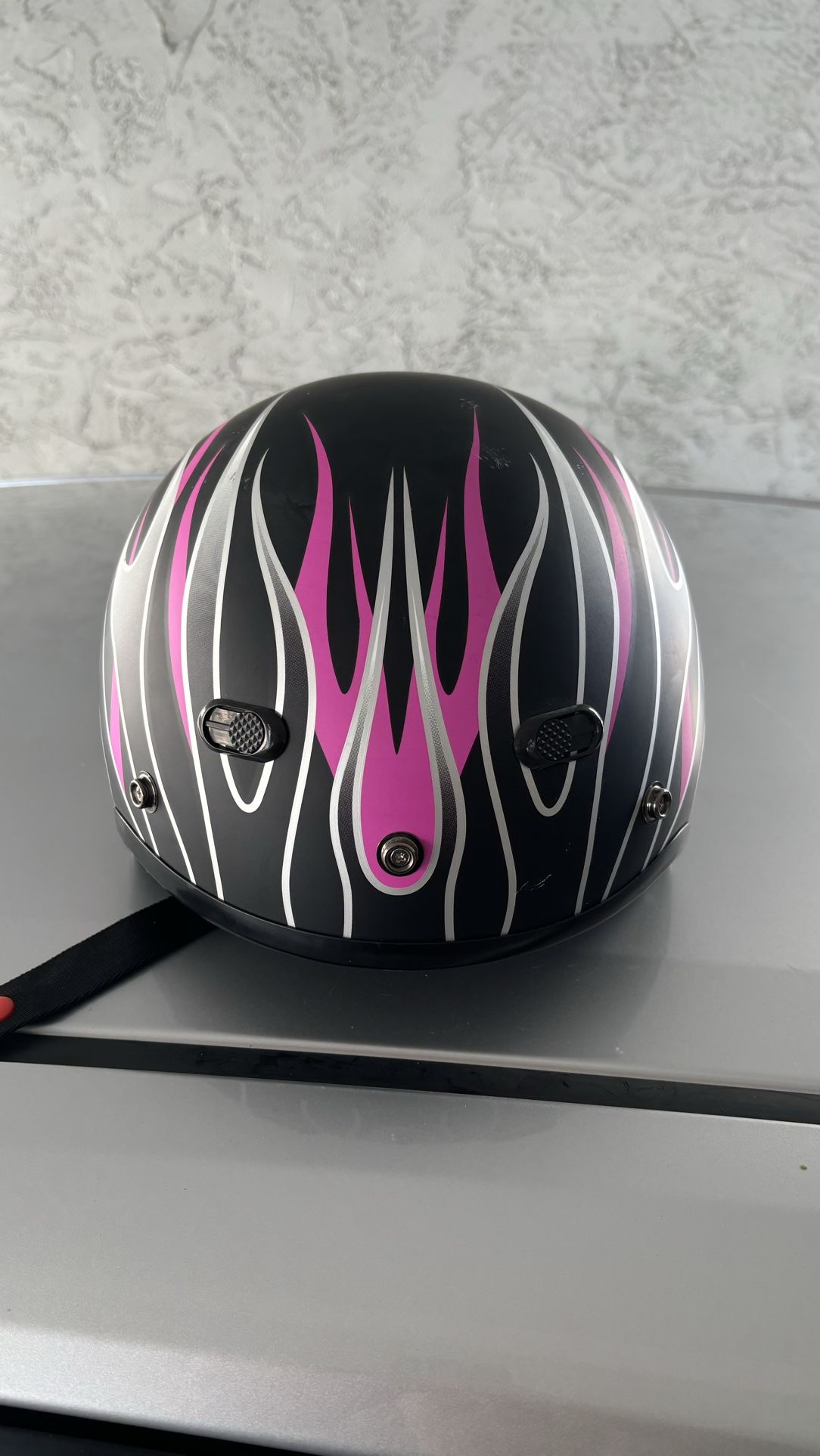 Woman Motorcycle Helmet Pink flames