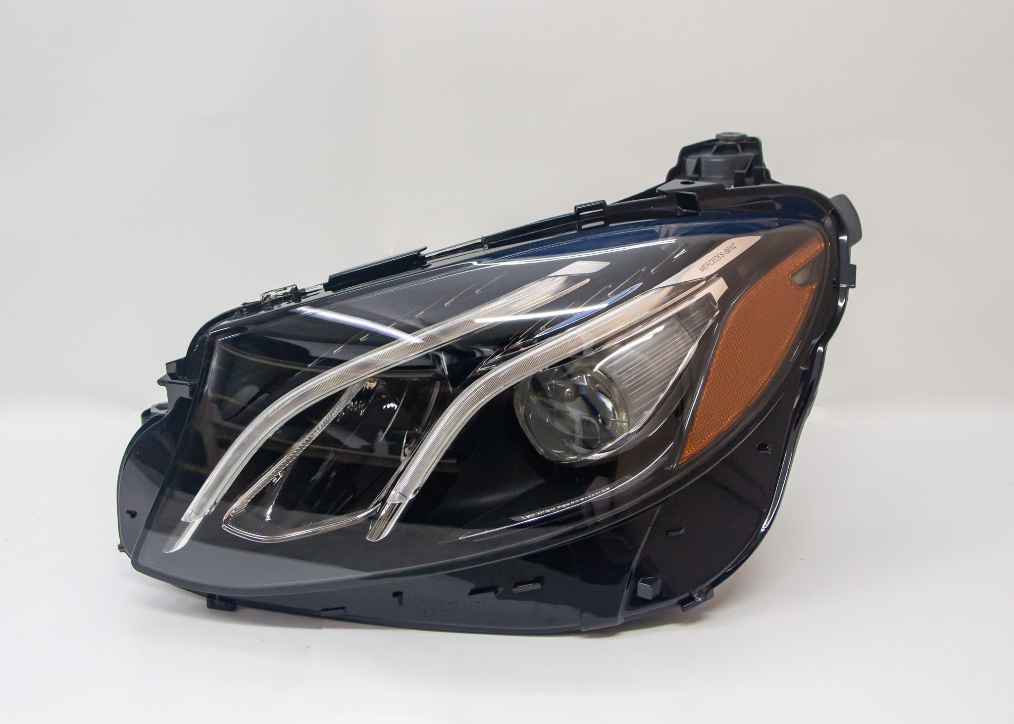 2017-2020 Mercedes E Class E300 Headlight Left Led Original OEM