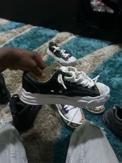 Black Low-Top Canvas Sneakers