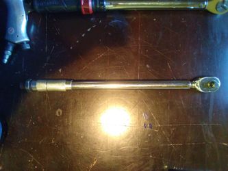 Adjustable torque meter wrench and package deal screwdrivers