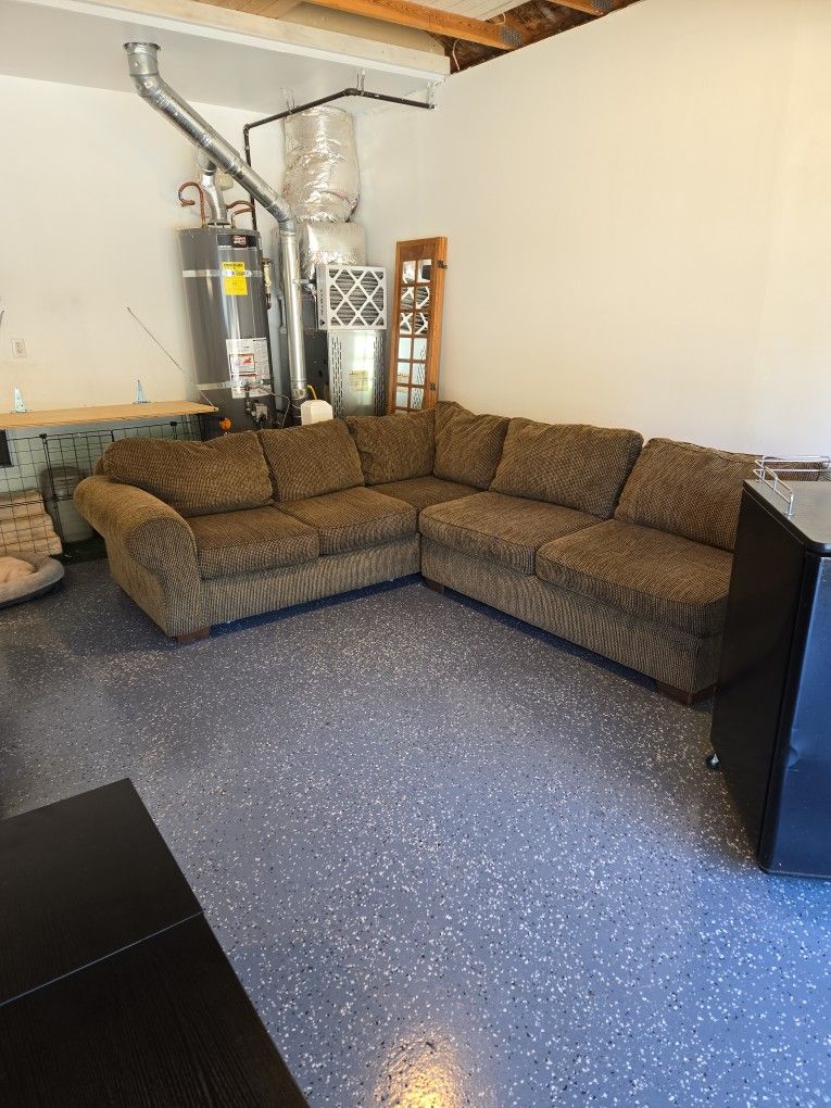 Hide A Bed Couch - Excellent Condition