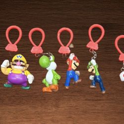 SUPER MÁRIO BROS. BUNDLE OF 7 MINI FIGURES KEYCHAIN.2”