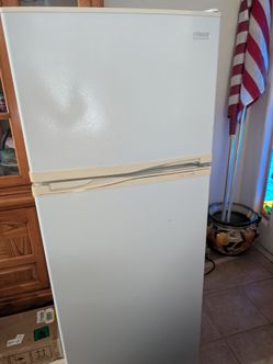 Refrigerator freezer
