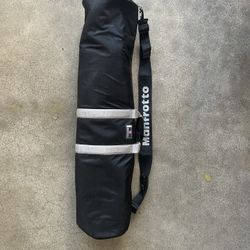 Brand New Manfrotto Tripod WITH Manfrotto Tripod Head