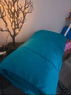Teal Quilted Weighted Blanket