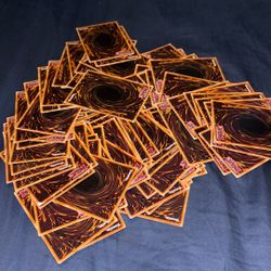 100 pack vintage yugiyo cards !! 