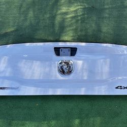 Ram 2500 & 3500 Tailgate Liftgate Trunk Lid Tapa De Maletero 2019 2020 2021 2022 2023 2024