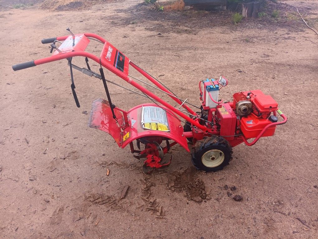 TROY BUILT TILLER