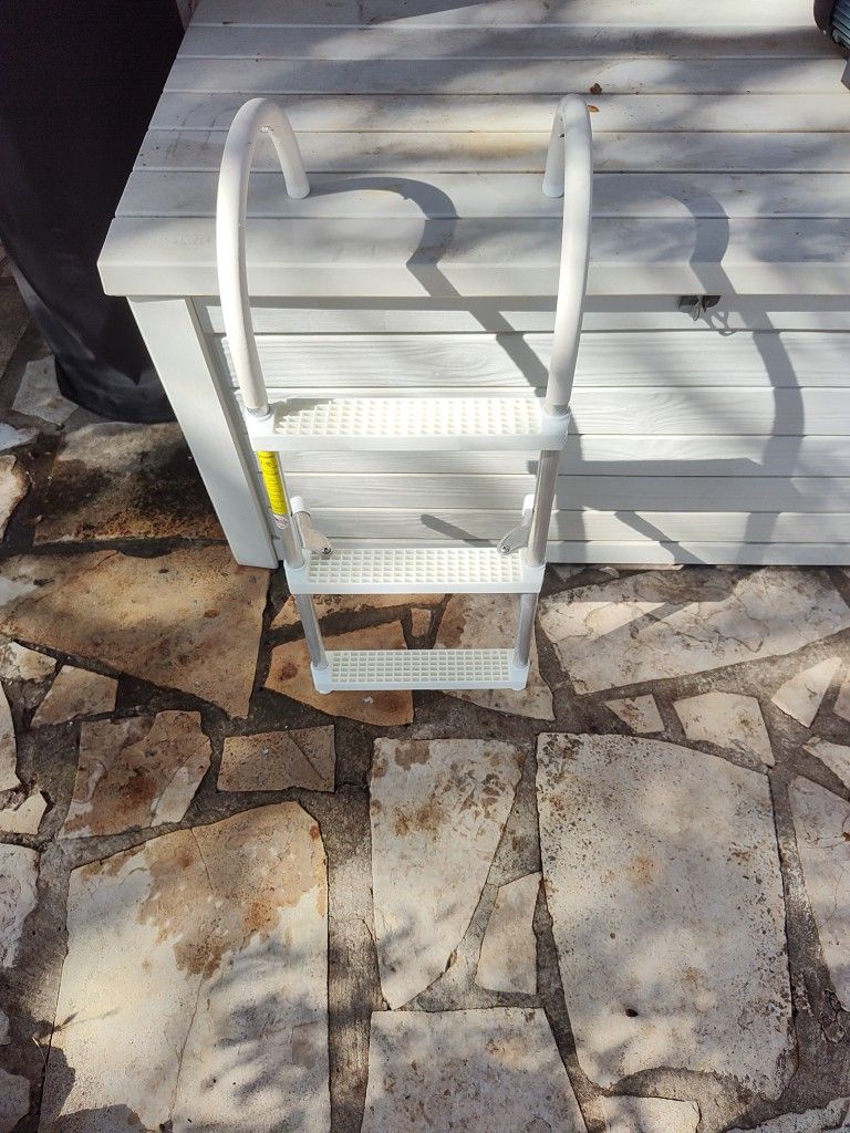 Garelick/Eez-In Gunwale Hook Boat Ladder